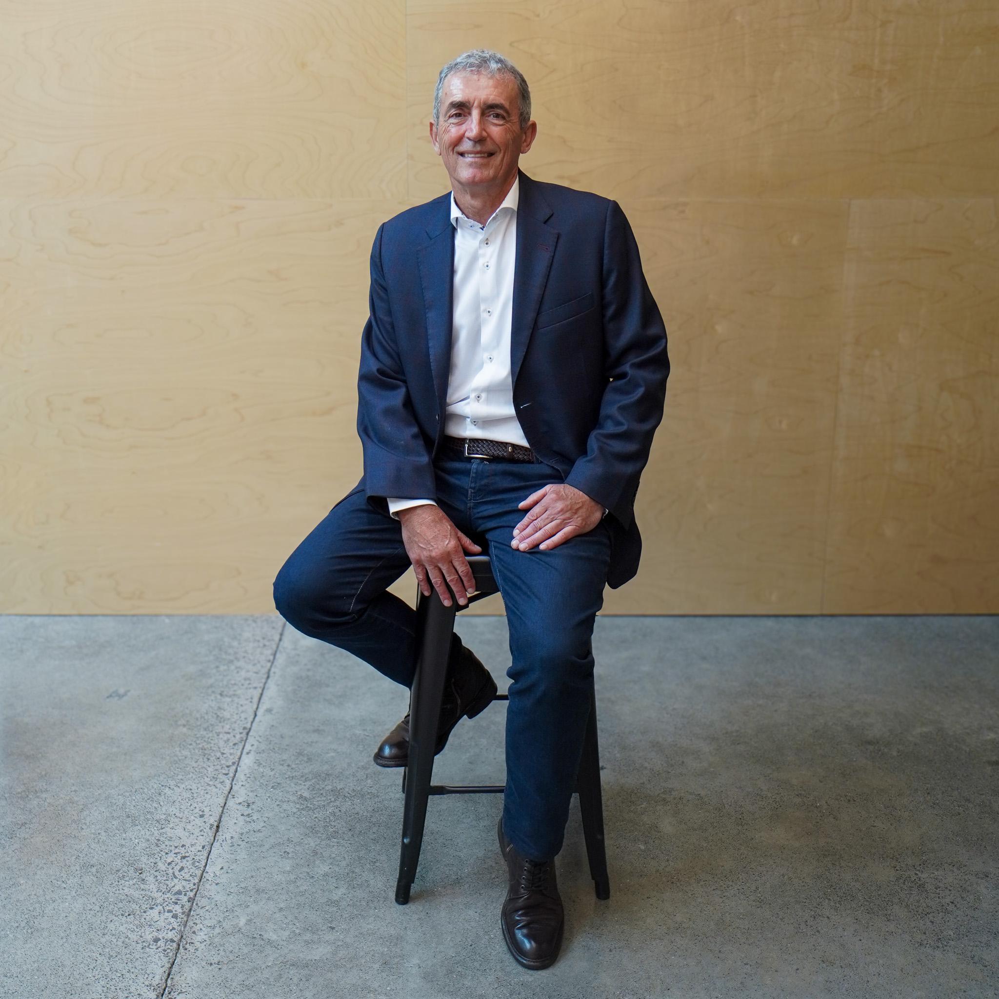 Geoff McDowell hover