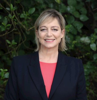 Dr Sue Watson - Leaderful